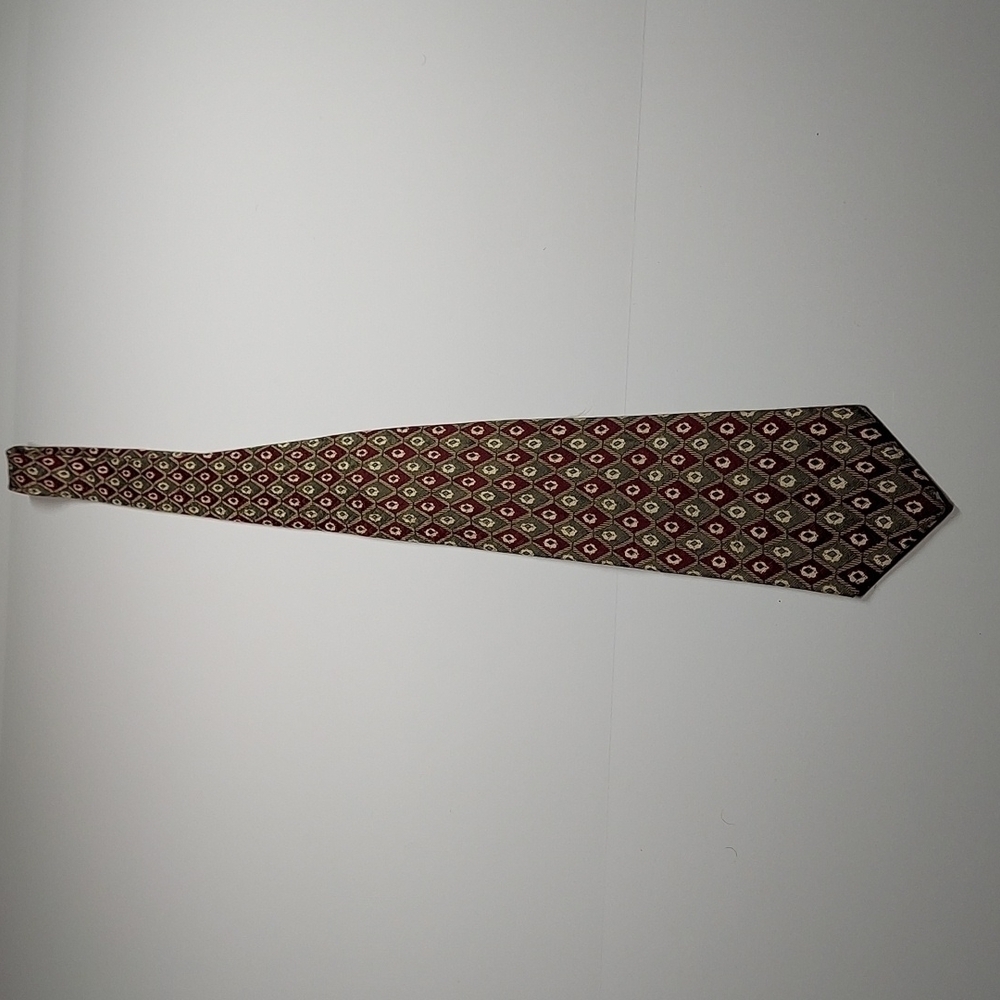 Brooks Brothers 100% Silk Tie